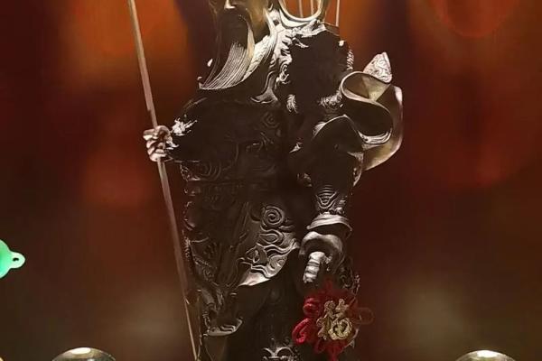 想知道义上云天的象征意义和哪些生肖属性最匹配？